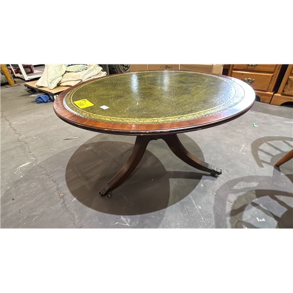 VINTAGE REGENCY STYLE ROUND LEATHER LEATHER TOP PEDESTAL TABLE ON CASTERS (21" TALL)