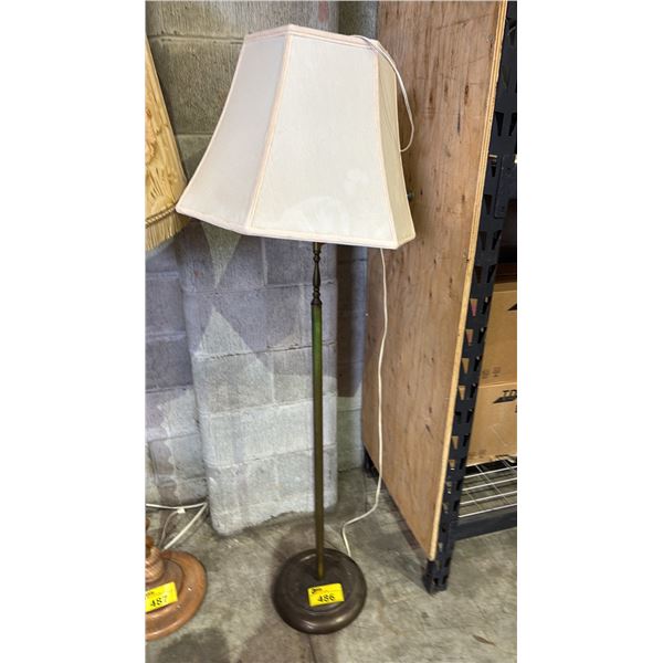 METAL FLOOR LAMP WITH SHADE