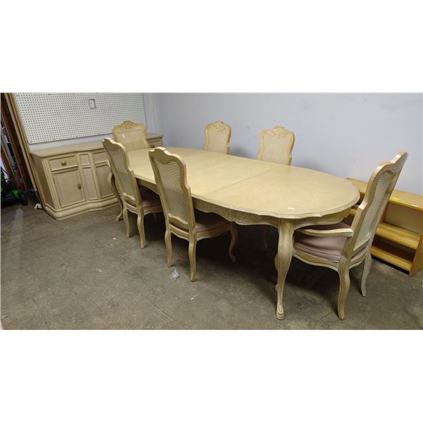 DREXEL CABERNET CLASSIC DINING TABLE WITH 2 LEAVES 104" X 44" X 30" & 6 FRENCH PROVINCIAL STYLE