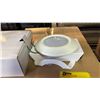 Image 2 : BOX OF 6" WHITE LED LOW PROFILE DISK LIGHTS