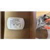 Image 3 : BOX OF 6" WHITE LED LOW PROFILE DISK LIGHTS