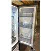 Image 5 : HISENSE 36" WIDE STAINLESS STEEL FRENCH DOOR FRIDGE WITH BOTTOM FREEZER DRAWER
