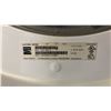 Image 5 : KENMORE WASHER & DRYER SET ON PEDESTAL DRAWERS