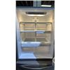 Image 2 : LG 30" WIDE STAINLESS STEEL SWING DOOR FRIDGE WITH BOTTOM FREEZER DRAWER