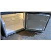 Image 4 : LG 30" WIDE STAINLESS STEEL SWING DOOR FRIDGE WITH BOTTOM FREEZER DRAWER
