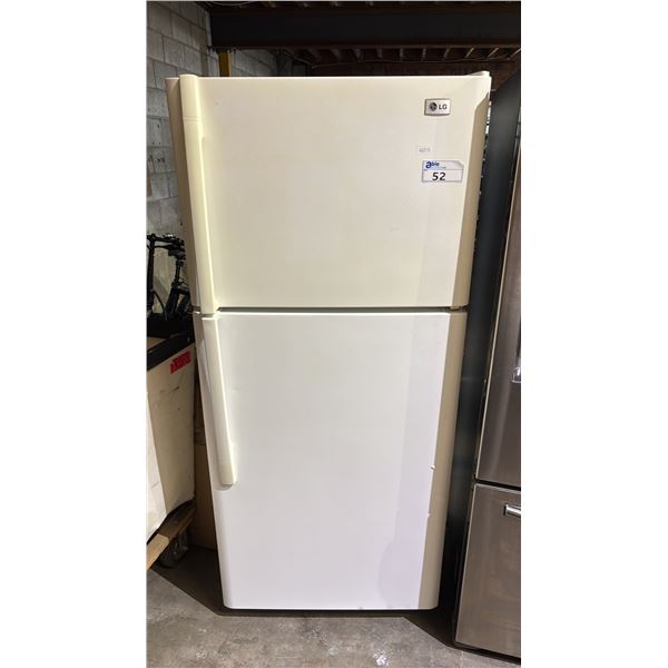 LG 30"WIDE SWING DOOR FRIDGE WITH TOP FREEZER