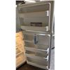 Image 3 : LG 30"WIDE SWING DOOR FRIDGE WITH TOP FREEZER