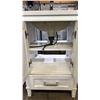 Image 4 : 22" BATHROOM VANITY WITH RECTANGULAR UNDERMOUNT SINK
