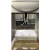 Image 4 : 24" BATHROOM VANITY WITH OVAL BASIN SINK