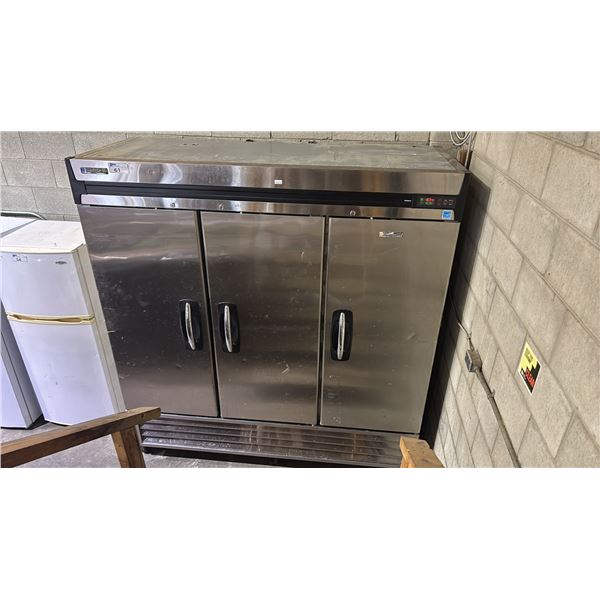 MASTER-BILT FUSION SERIES STAINLESS STEEL 3-DOOR COMMERCIAL FREEZER