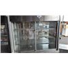 Image 3 : DIAMOND GROUP STAINLESS STEEL REFRIGERATED DISPLAY CASE