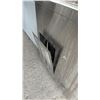Image 7 : DIAMOND GROUP STAINLESS STEEL REFRIGERATED DISPLAY CASE
