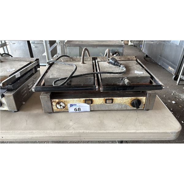 EURODIB COMMERCIAL ELECTRIC DOUBLE PANINI GRILL *MISSING ONE KNOB*
