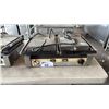 Image 1 : EURODIB COMMERCIAL ELECTRIC DOUBLE PANINI GRILL *MISSING ONE KNOB*