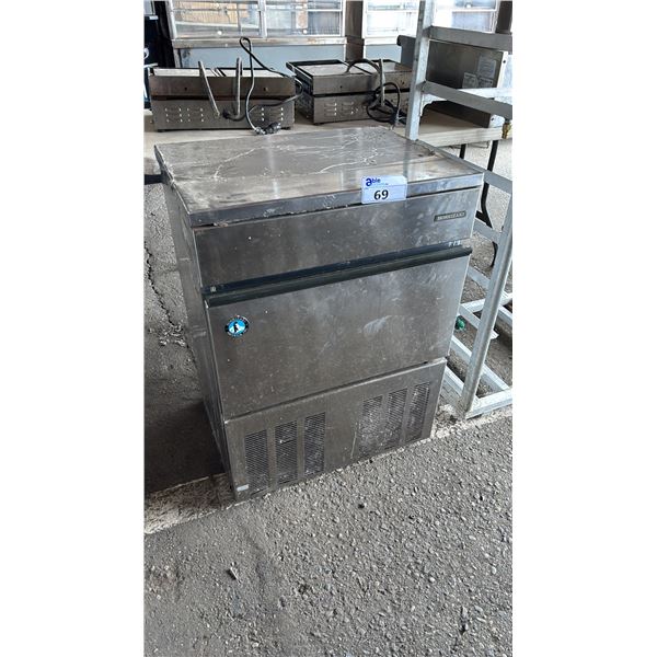 HOSHIZAKI STAINLESS STEEL COMMERCIAL UNDERCOUNTER ICE MACHINE