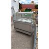 Image 2 : COMMERCIAL STAINLESS STEEL FOOD DISPLAY WARMER