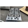 Image 3 : STAINLESS STEEL 4-BURNER GAS COOKTOP