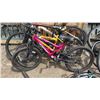 Image 2 : 5 ASSORTED CHILDREN'S BIKES: MONGOOSE, MOVELO, REEBOK, INFINITY & BEAR MOUNTAIN