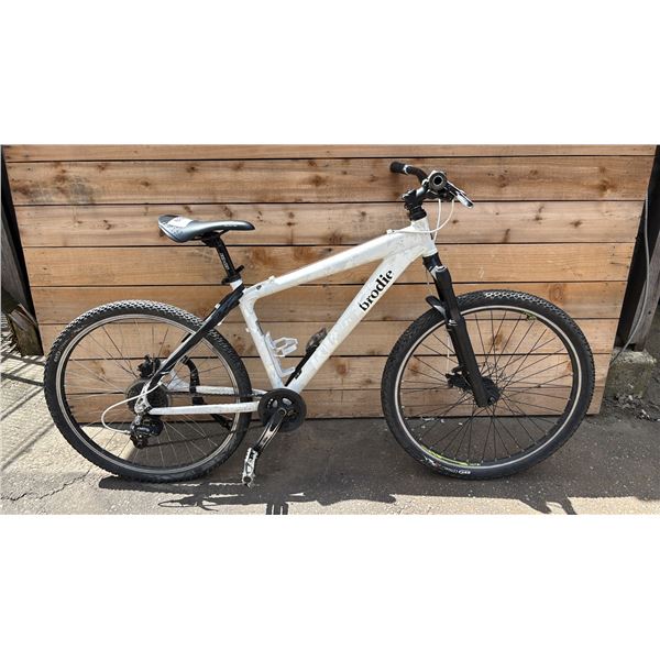 BRODIE 14 SPEED BICYCLE