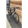 Image 2 : NO-NAME 21-SPEED BICYCLE *NO BRAKE LEVERS*