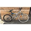 Image 1 : DUNLOP FS 767 15-SPEED BICYCLE *SLIPPED CHAIN*