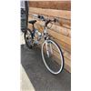 Image 2 : DUNLOP FS 767 15-SPEED BICYCLE *SLIPPED CHAIN*