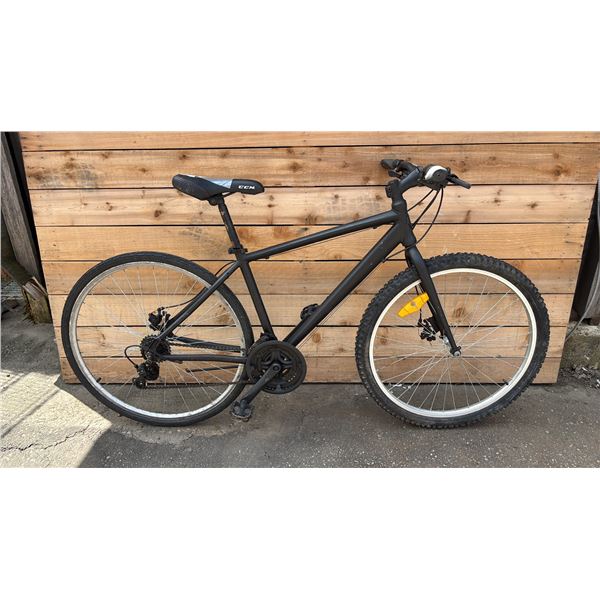 NO NAME BLACK 18-SPEED BICYCLE
