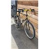 Image 2 : VELO SPORT 12-SPEED BICYCLE