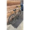 Image 3 : VELO SPORT 12-SPEED BICYCLE