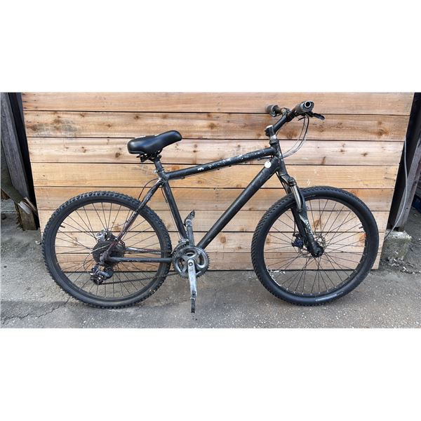 NO NAME BLACK 21-SPEED BICYCLE