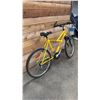 Image 3 : CCM SIDE KICK 21-SPEED BICYCLE *SLIPPED CHAIN*