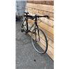Image 2 : SCHWINN VOLARE 1200 6-SPEED BICYCLE: *NO FRONT BRAKE/REAR BRAKE DOES NOT WORK*