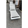 Image 2 : FOLDING OUTDOOR LOUNGE CHAIR