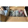 Image 2 : SHELF OF WINE GLASSES, BEER GLASSES & GRILL-BRICK GRILL CLEANING BRICKS
