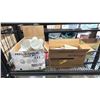 Image 1 : BOX OF KEYSTONE FRYER CLEANER & BOX OF 4 OZ PLASTIC CUPS