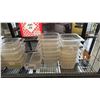 Image 3 : SHELF OF ASSORTED PLASTIC FOOD SERVICE CONTAINERS