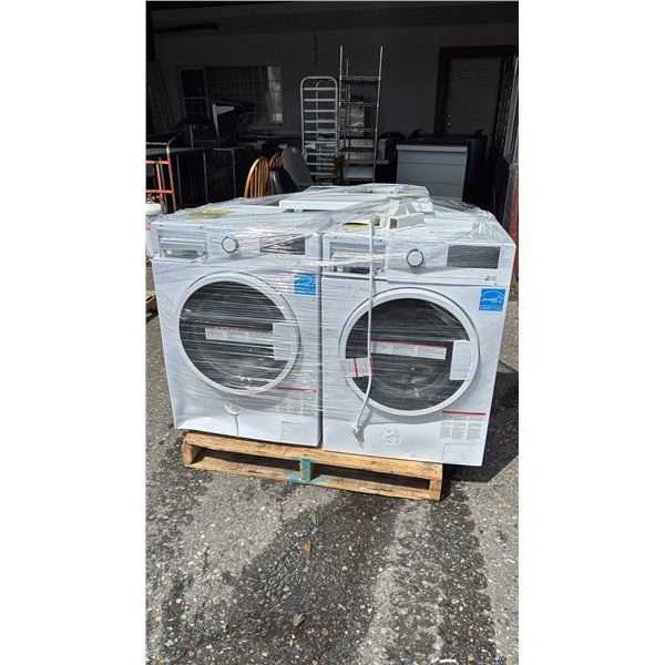 PALLET OF BLOMBERG WASHING MACHINE *FOR PARTS & REPAIR/MUST TAKE ALL ON PALLET*
