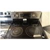 Image 2 : SAMSUNG 5-BURNER FLAT TOP RANGE WITH HYBRID CONVECTION OVEN