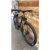 Image 2 : NORTHROCK 21-SPEED BICYCLE WITH BIKE LOCK *NO KEY*