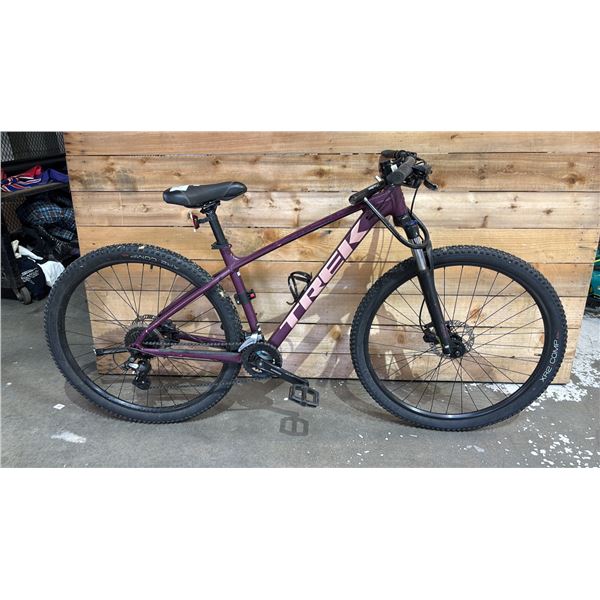 TREK MARLIN 18-SPEED BICYCLE WITH BIKE LOCK *NO KEY*