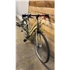 Image 2 : GLOBE SPECIALIZED 10-SPEED BICYCLE