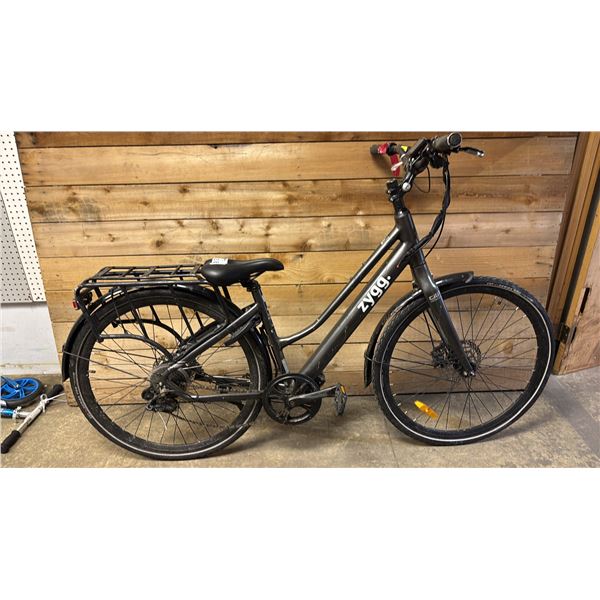 ZYGG E-BIKE *NO CHARGER/DOES NOT TURN ON/WORKING CONDITION UNKNOWN*