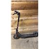 Image 1 : NAVEEE V50I PRO FOLDING ELECTRIC SCOOTER *NO CHARGING CABLE/TURNS ON*