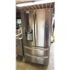 Image 1 : LG 36" WIDE STAINLESS STEEL FRENCH DOOR FRIDGE WITH 2 BOTTOM FREEZER DRAWERS
