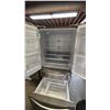 Image 2 : LG 36" WIDE STAINLESS STEEL FRENCH DOOR FRIDGE WITH 2 BOTTOM FREEZER DRAWERS