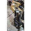 Image 1 : CALLAWAY GOLF BAG WITH ASSORTED RH GOLF CLUBS