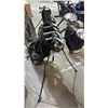 Image 3 : CALLAWAY GOLF BAG WITH ASSORTED RH GOLF CLUBS