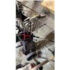 Image 3 : USKG GOLF BAG WITH ASSORTED RH GOLF CLUBS
