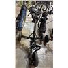 Image 2 : CLICGEAR  MODEL 4.0 3-WHEEL GOLF PUSH CART