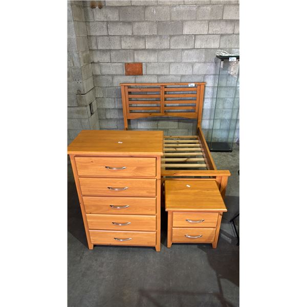 WOOD DOUBLE SIZE BED FRAME W/HEADBOARD & FOOTBOARD, 5-DRAWER TALLBOY DRESSER & 2-DRAWER SIDE TABLE